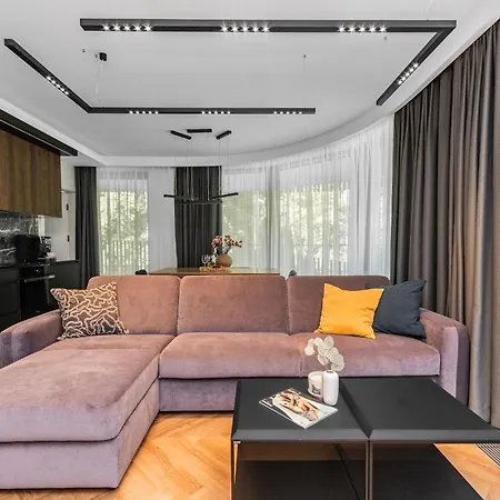 Prywatne W Stegnie Na Ulicy Brzozowej 6