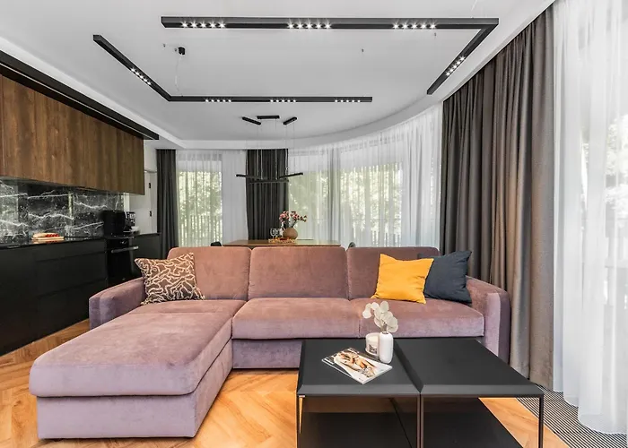 Prywatne W Stegnie Na Ulicy Brzozowej 6