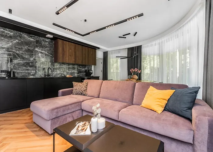 Prywatne W Stegnie Na Ulicy Brzozowej 6 *